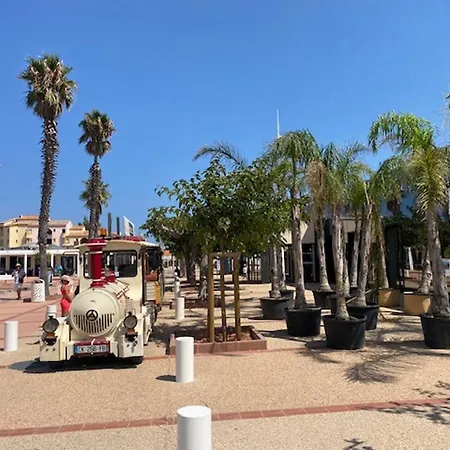 T3 Mezzanine, 6 Pers., Acces Plage, Parking, Animaux Admis - Fr-1-798-39 Villa
