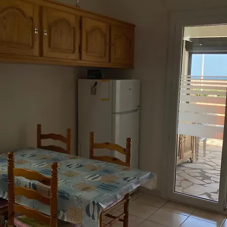T3 Mezzanine, 6 Pers., Acces Plage, Parking, Animaux Admis - Fr-1-798-39 Villa *